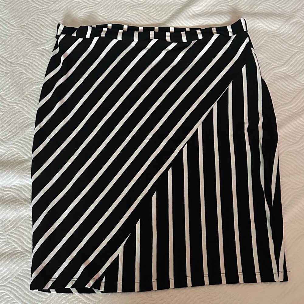 Miik Black and White Striped Pencil Skirt